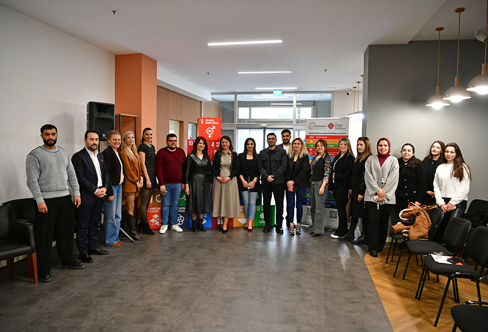 “Sürdürülebilir SEN Sohbetleri: Dönüşen Dünya Sorumlu Birey”