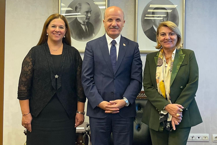 Prof. Dr. Erol Özvar